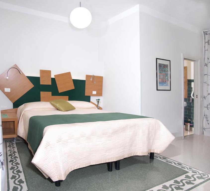 Adriano Augusto Bed & Breakfast Rome Bilik gambar
