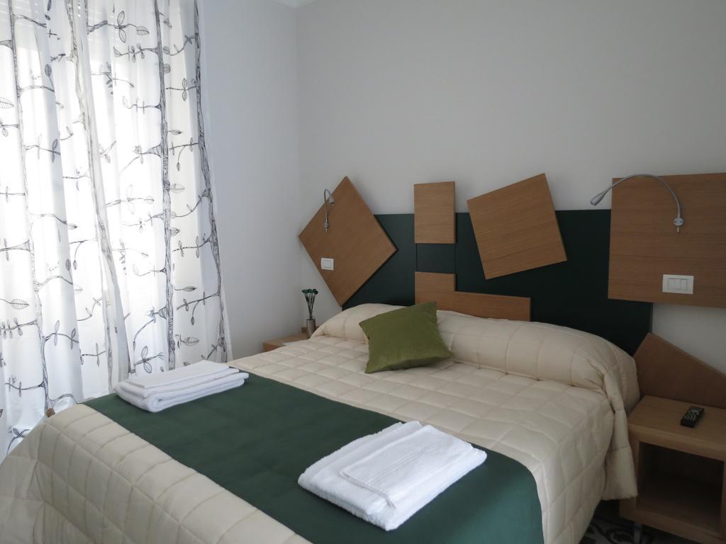 Adriano Augusto Bed & Breakfast Rome Bilik gambar
